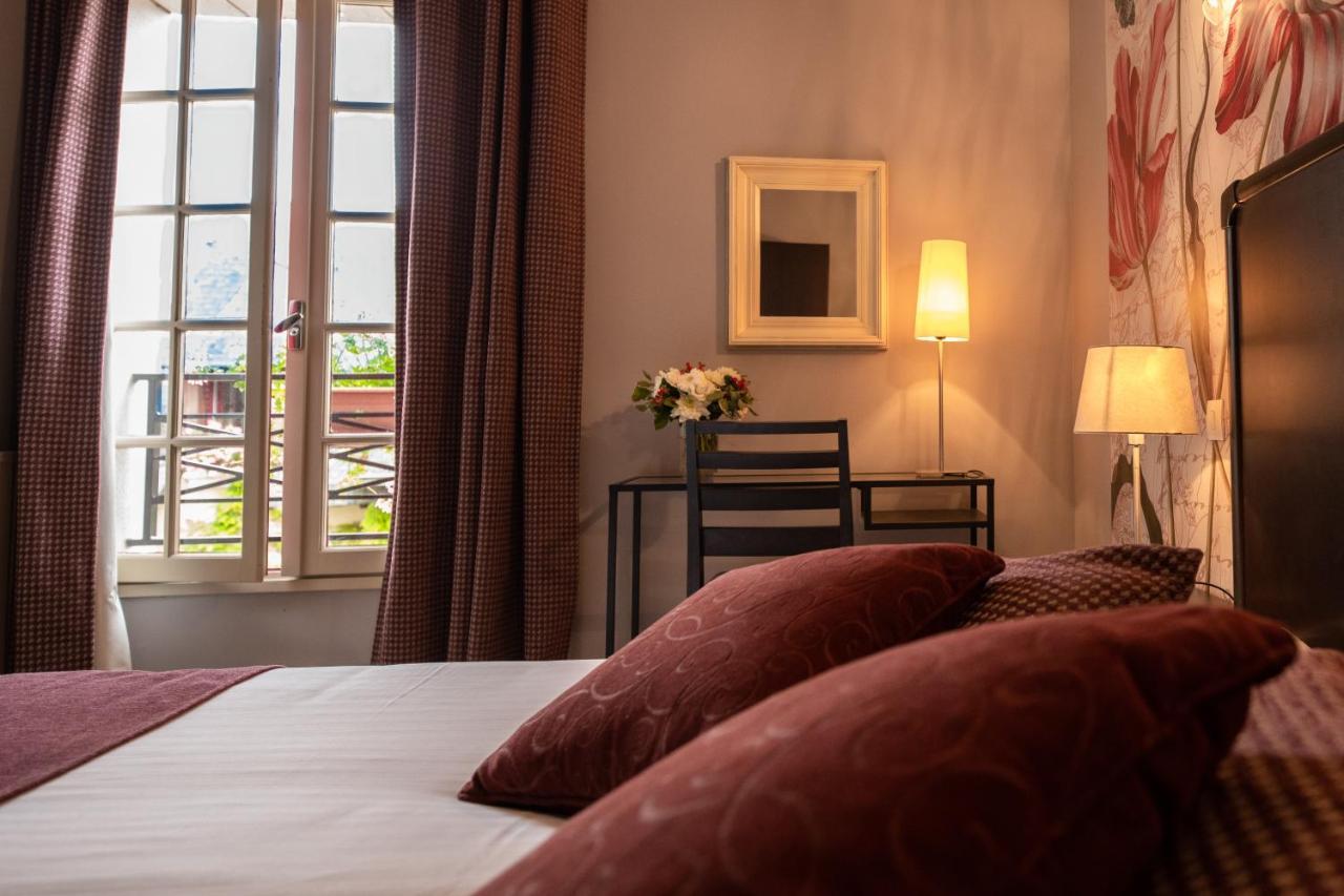 Logis Hotel La Croix Blanche Fontevraud Dış mekan fotoğraf