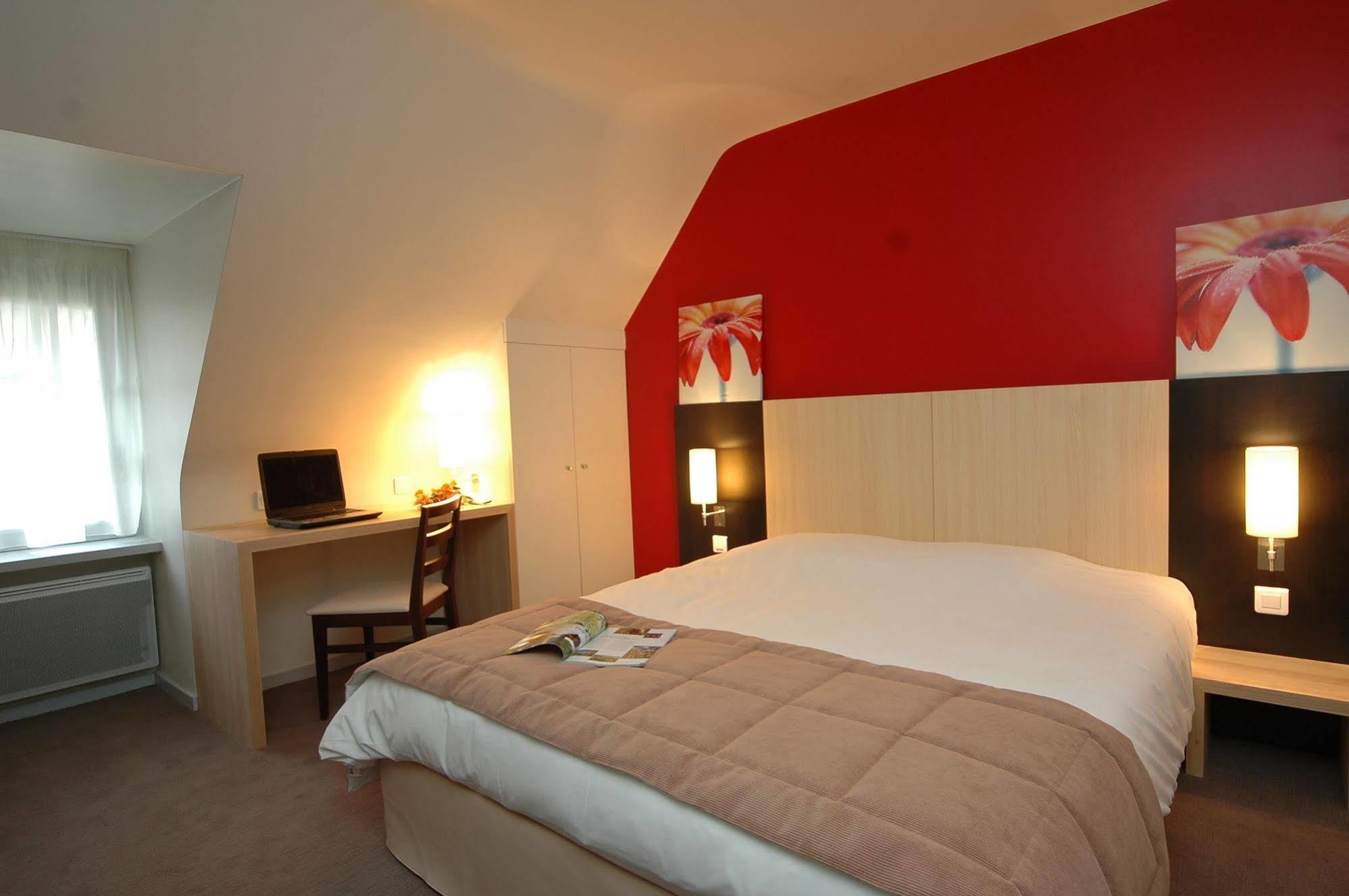 Logis Hotel La Croix Blanche Fontevraud Oda fotoğraf